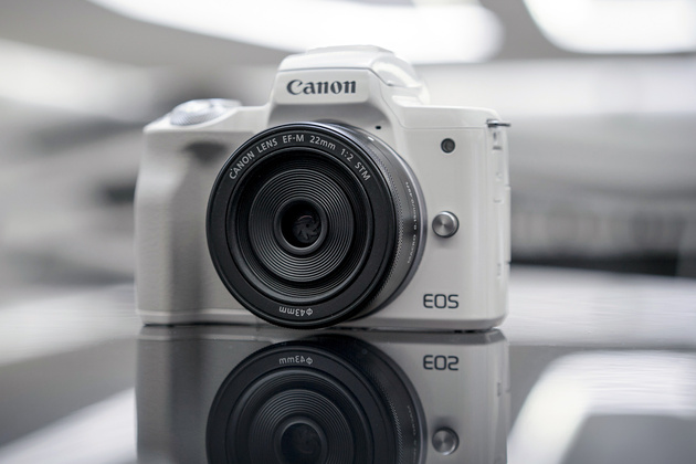 Canon EOS M50: неделя с экспертом