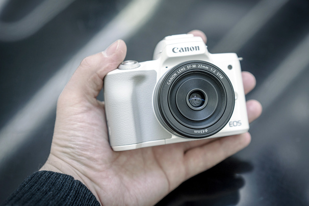 Canon EOS M50: неделя с экспертом