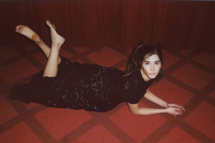 Kak pozirovat dlya foto 9