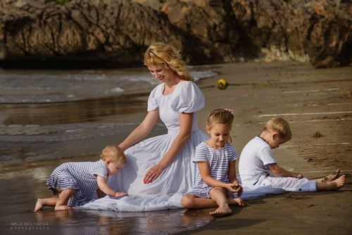 идеи для семейной фотосессии с детьми на берегу моря