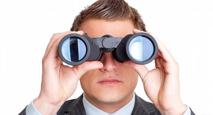 Бинокль формирует стереоскопическое изображение