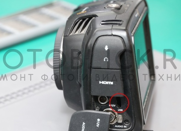 Blackmagic 4K отсутствует (вырван) разъём USB